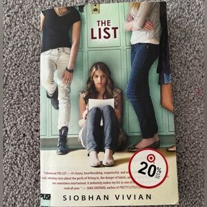 The List by Siobhan Vivian Book